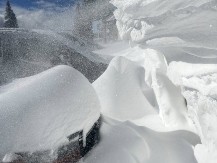 Snježni haos u Moskvi: Nanosi porasli do 84 cm, oboren istorijski rekord!