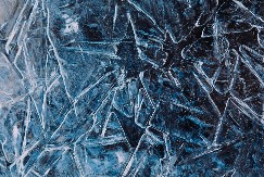 Stravičan prizor: Led progutao autobus, poginulo osam osoba (VIDEO)