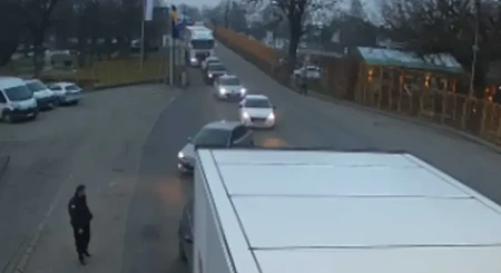 Duge kolone na izlazu iz BiH na više graničnih prelaza