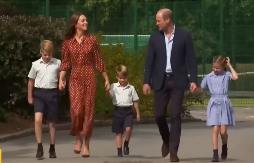 Vilijam i Kejt ignorisali pitanje o skandalu koji trese kraljevsku porodicu