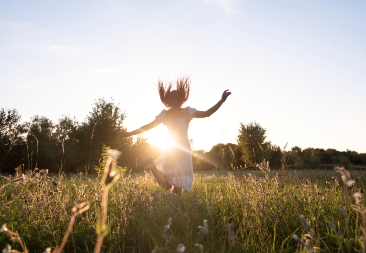 Nije novac ni slava: Redit otkrio šta Srbe zaista čini srećnim