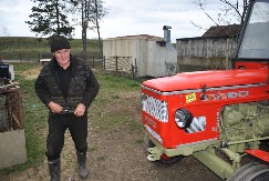 Mićko – doktor za traktore: Mijalko Petrović traktorima uduplava vijek trajanja