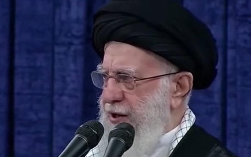 Satelitski snimci prikazali uništenu Hameneijevu rezidenciju (FOTO)