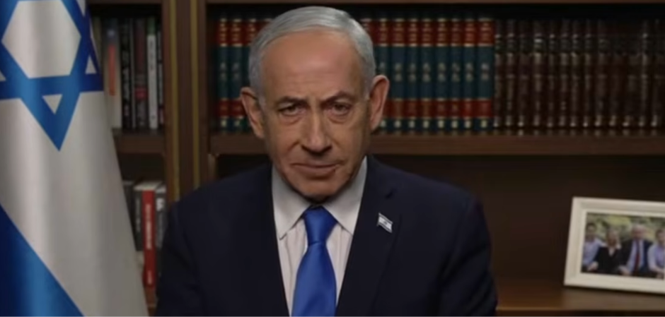 Telefonski razgovor Netanjahua i Trampa: Objavljena fotografija koja je privukla pažnju (Foto)