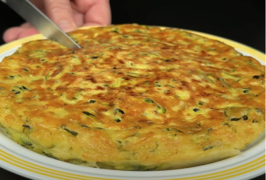 Recept za starinsku pitu čiji ukus se pamti: Potrebni su vam samo tikvice i jaja