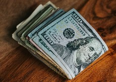 Evo koliko novca na računu ima najbogatiji Crnogorac