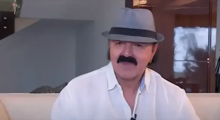 Haris Džinović ignoriše pjevačicu zbog nove djevojke: "Samo je nestao..."