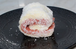 Ovaj kolač svi traže: Sultan sarma s plazmom i malinama osvojiće i one koji nisu ljubitelji slatkiša