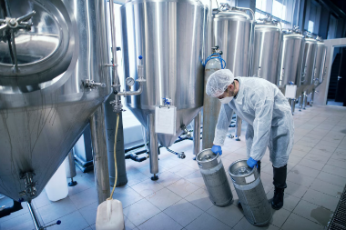 Poljoprivrednici FBiH: Zabraniti uvoz mlijeka