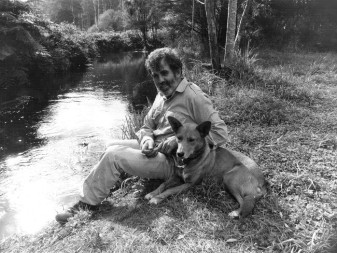 Odlazak srpskog aboridžina: Preminuo pisac Sreten Božić 