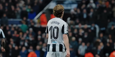 Njukasl u posljednjim momentima ispustio pobjedu protiv Barselone