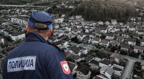 Detalji tragedije u Šušnjarima: Sin pogođen s tri hica, otac imao ranu na glavi