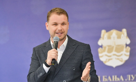 Stanivuković o školskim uniformama: Škola je mjesto za umnu kreativnost, ne modnu