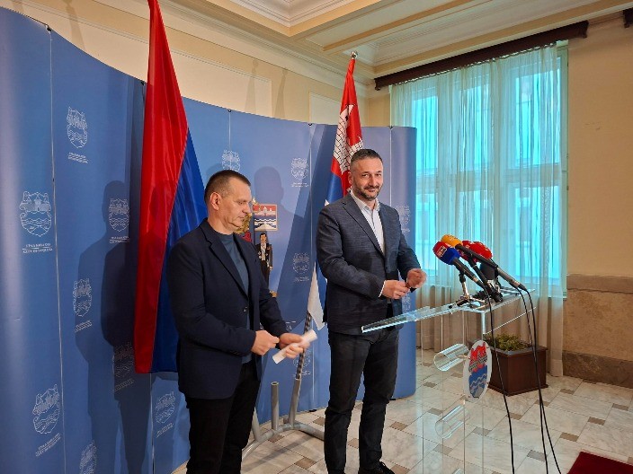 Rušenje zapuštenih objekata u Banjaluci: Skupštinska većina spremna na podršku, ali sumnja u "marketinški trik" 