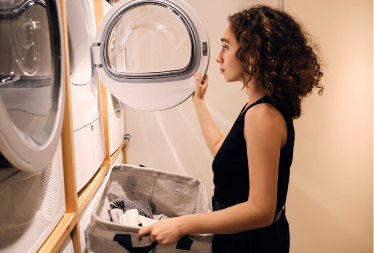 Oprez: Držanje mašine otvorenom može biti opasno