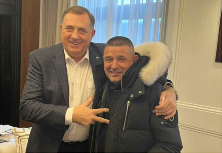 Baja Mali Knindža čestitao Dodiku rođendan na poseban način (VIDEO) 