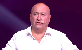 Oglasila se Đanijeva supruga nakon informacije da je pjevač hitno operisan