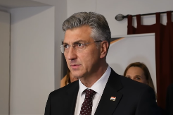 Plenković o raketi Srbije: Takvo oružje nije viđeno u Evropi