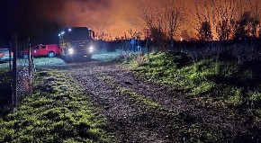 Gusti dim nadvio se nad Novim Sadom zbog velikog požara (FOTO)