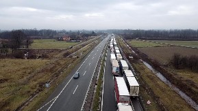 Poslodavci upozoravaju vlasti: Transportna kriza prijeti privredi BiH