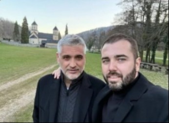 Čeda Jovanović slikao Acu Kosa dok spava: Svi komentarišu ovo (FOTO)