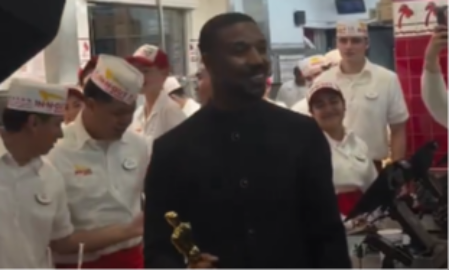 Dobitnik Oskara nakon dodjele otišao po burger: Majkl B. Džordan šokirao fanove (VIDEO)