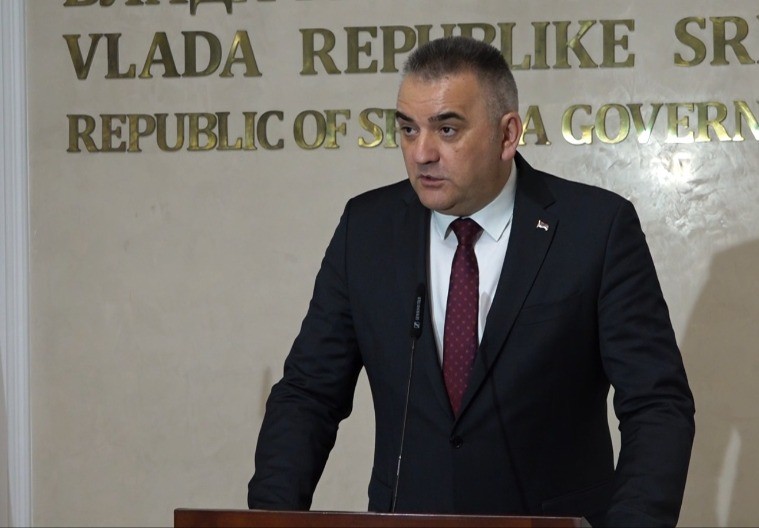 Poslanici Narodne skupštine prihvatili ostavku Minića