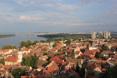 Bombaški napad u Beogradu: Raznesena pivnica u Zemunu