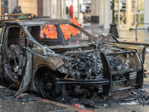 Ljubavna osveta otišla predaleko: Prijedorčanin zapalio skupocjeni automobil bivše djevojke