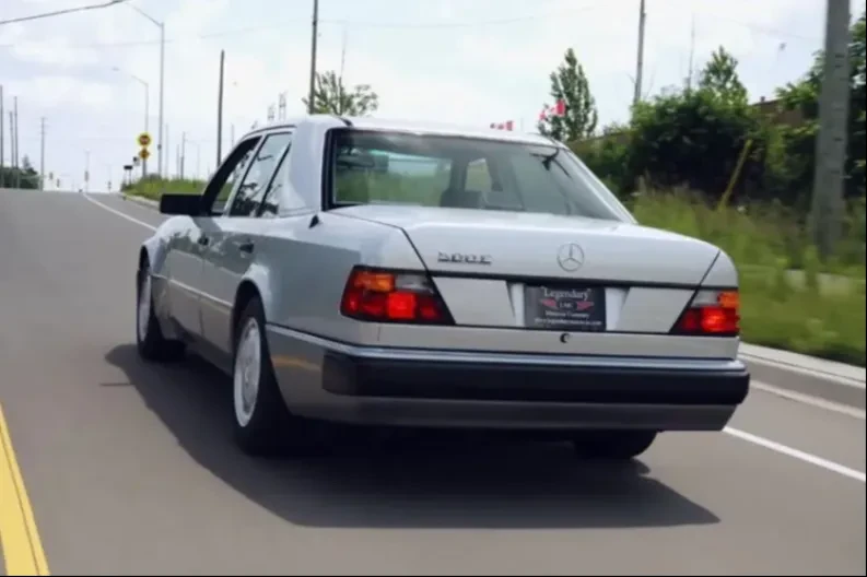 Mercedes star više od 30 godina prodat za rekordnu sumu: Evo šta je razlog