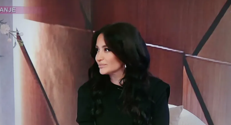 Drama usred slavlja! Andreana potresena zbog haosa u Dubaiju, ne ispušta telefon iz ruku