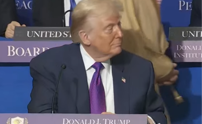 Trampova nuklearna opcija za Hormuz