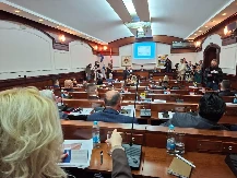 Podjele u Skupštini prije prvog glasanja: Prioritet Regulacioni planovi ili građani?