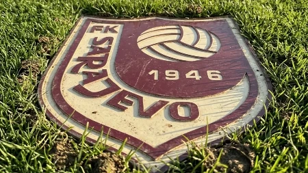 FK Sarajevo protiv koncerta Dine Merlina usred evropskih kvalifikacija