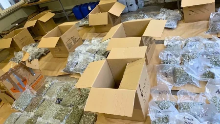 U kamionu pronađeno 90 kilograma marihuane (FOTO)