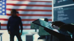 Direktoru FBI hakovan mejl 