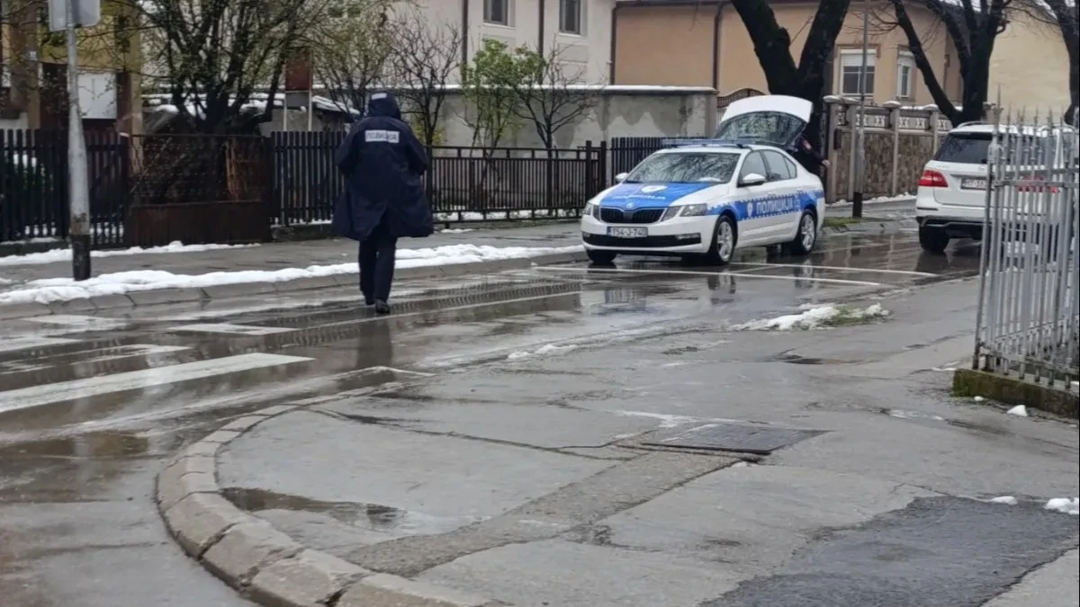 Vozači, oprez: Saobraćajka u Novoj Varoši usporila saobraćaj (FOTO)