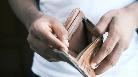 Pripazite na novčanik: Koji horoskopski znaci su na udaru ovog proljeća