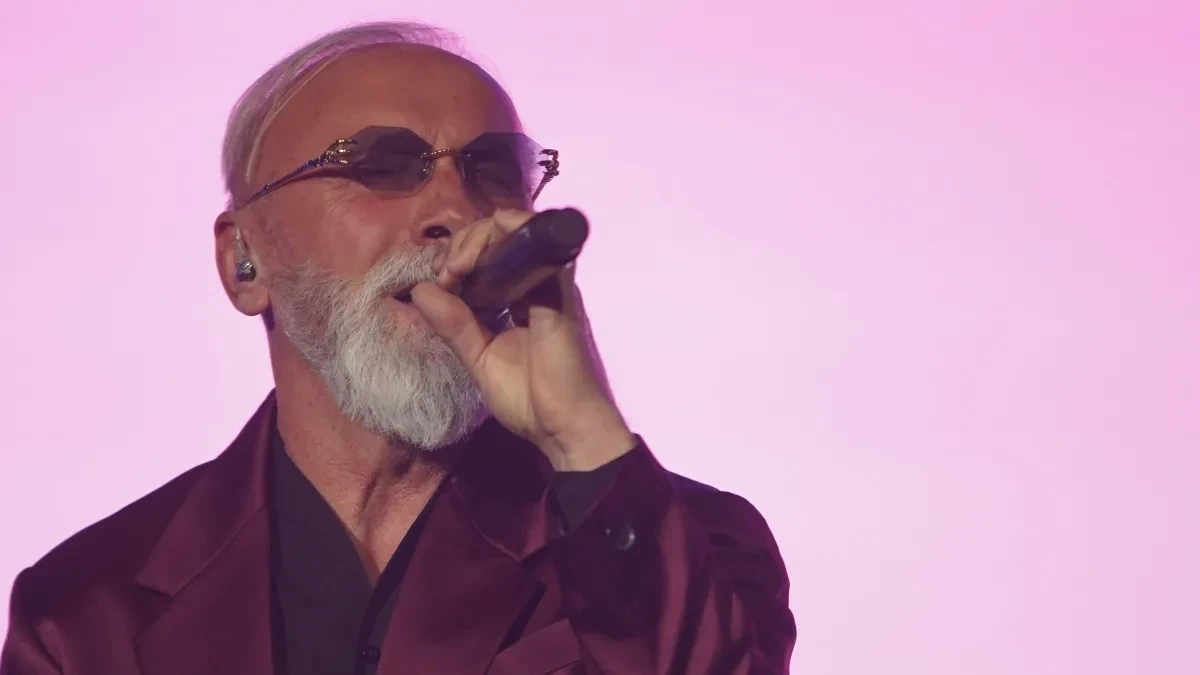 Da li znate koliko Dino Merlin zaista ima godina?