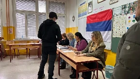 Zatvorena glasačka mjesta u Srbiji