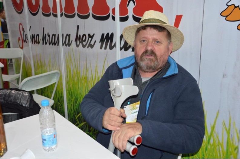 Vladimir Nović iz Dervente muku muči sa viškom mlijeka, ministarka Kuzmić kaže da Vlada nudi dovoljno podsticaja