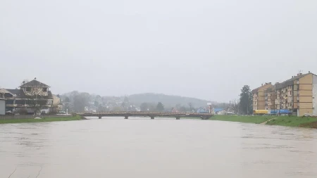 Stanje vodenih bujica u Republici Srpskoj: Ukrina i Sana prijete da ugroze domaćinstva (FOTO)