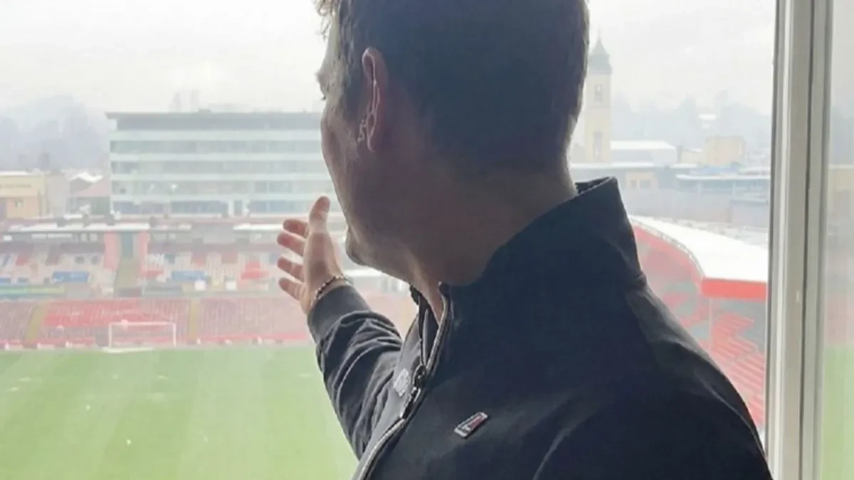 Miki će istorijski meč Zmajeva gledati sa balkona: Italijani se čude (VIDEO)