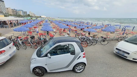 Grad na Jadranu uvodi zabranu pušenja na plažama