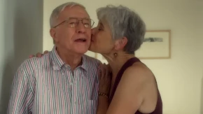 Čuveni psiholog kaže da je ovo najbitnije u vezi