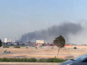 Snažne eksplozije odjekuju u Abu Dabiju