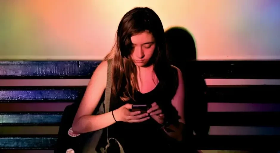 Još jedna država uvodi zabranu društvenih mreža