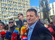Vlado Đajić o presudi: Nezakonito sam smijenjen, ovo je dokaz (FOTO/VIDEO)
