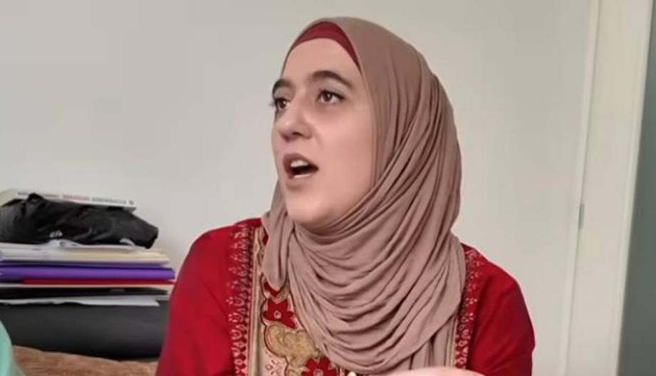 Odrasla u pravoslavnoj porodici, danas nosi hidžab: Priča Sarajke koja je pronašla novi životni put