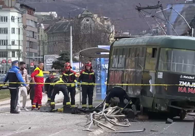 Pojavio se novi snimak tramvajske nesreće u Sarajevu (VIDEO)